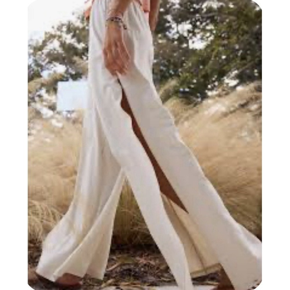 NWT Aerie Offline Hugger Go With The Flow Pants Wide Leg Side Slits Size L